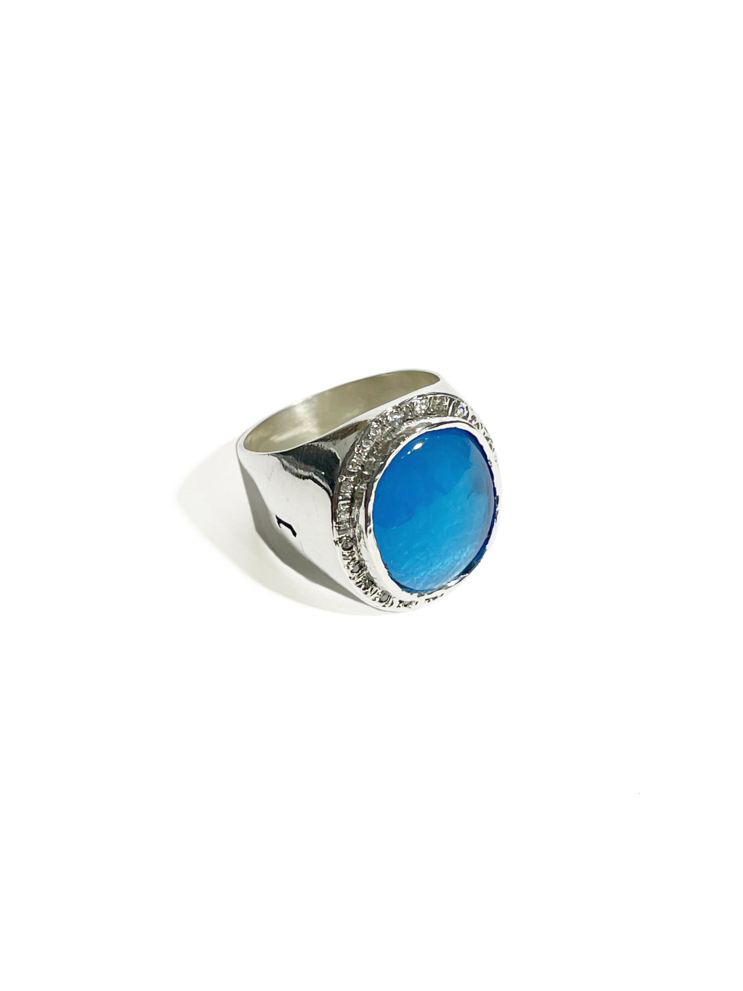 Anillo Italiano Ovalado con Incrustaciones