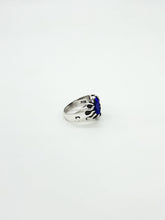 Cargar imagen en el visor de la galería, Anillo Corazón Flamas con Cristal
