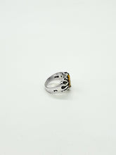 Cargar imagen en el visor de la galería, Anillo Corazón Flamas con Cristal