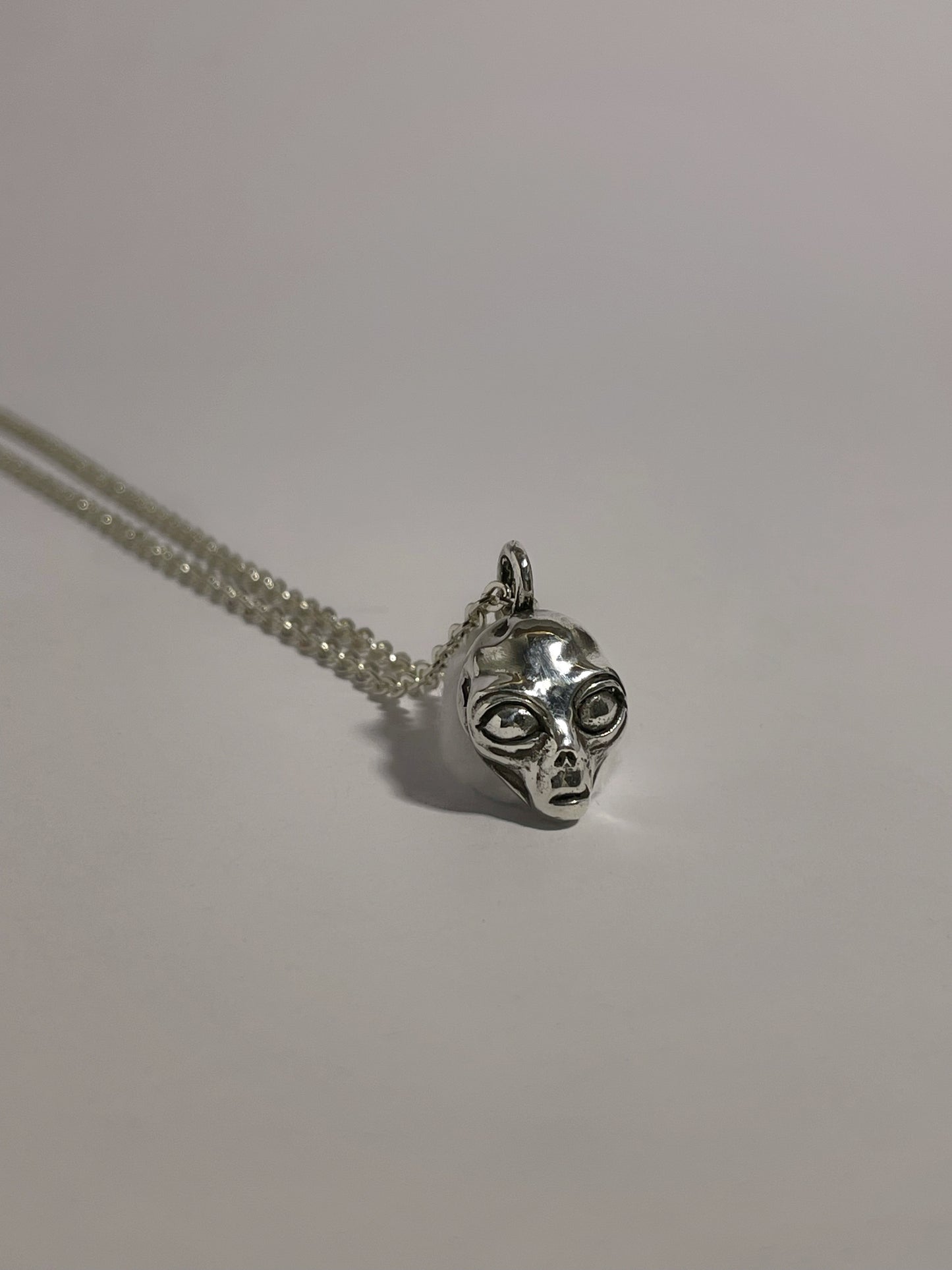 Collar Alien