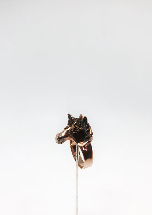Anillo Unicornio Edición Especial con Baño de Oro Rosa
