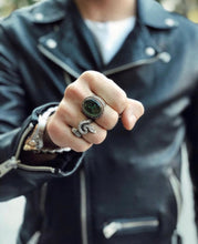Cargar imagen en el visor de la galería, Anillo Boa