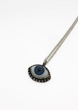 Cargar imagen en el visor de la galería, Collar Ojo de cristal