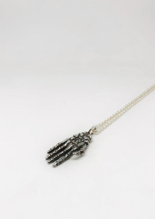 Collar Mano Esqueleto