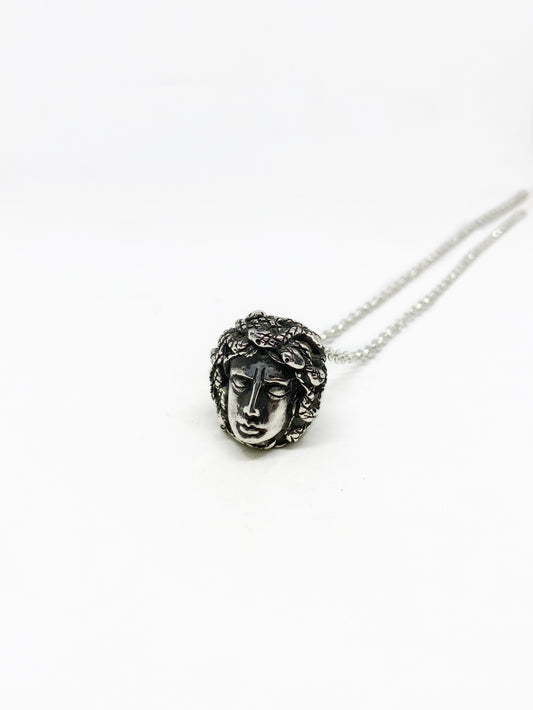 Collar Medusa
