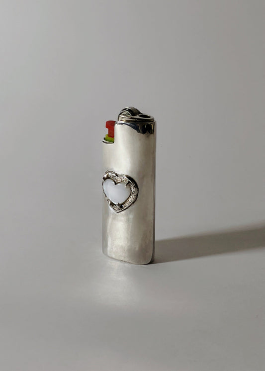 Porta Encendedor Corazón Madre Perla