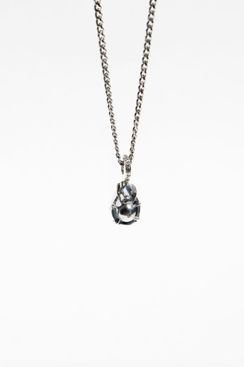 Collar Araña con Topacio azul y Diamantes