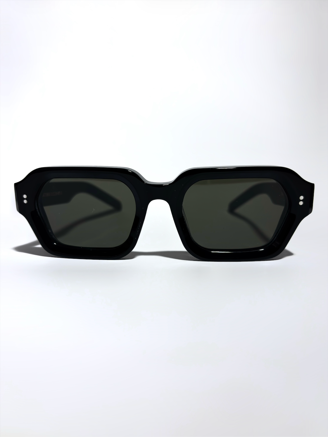 Cruzada x Taxxon Black