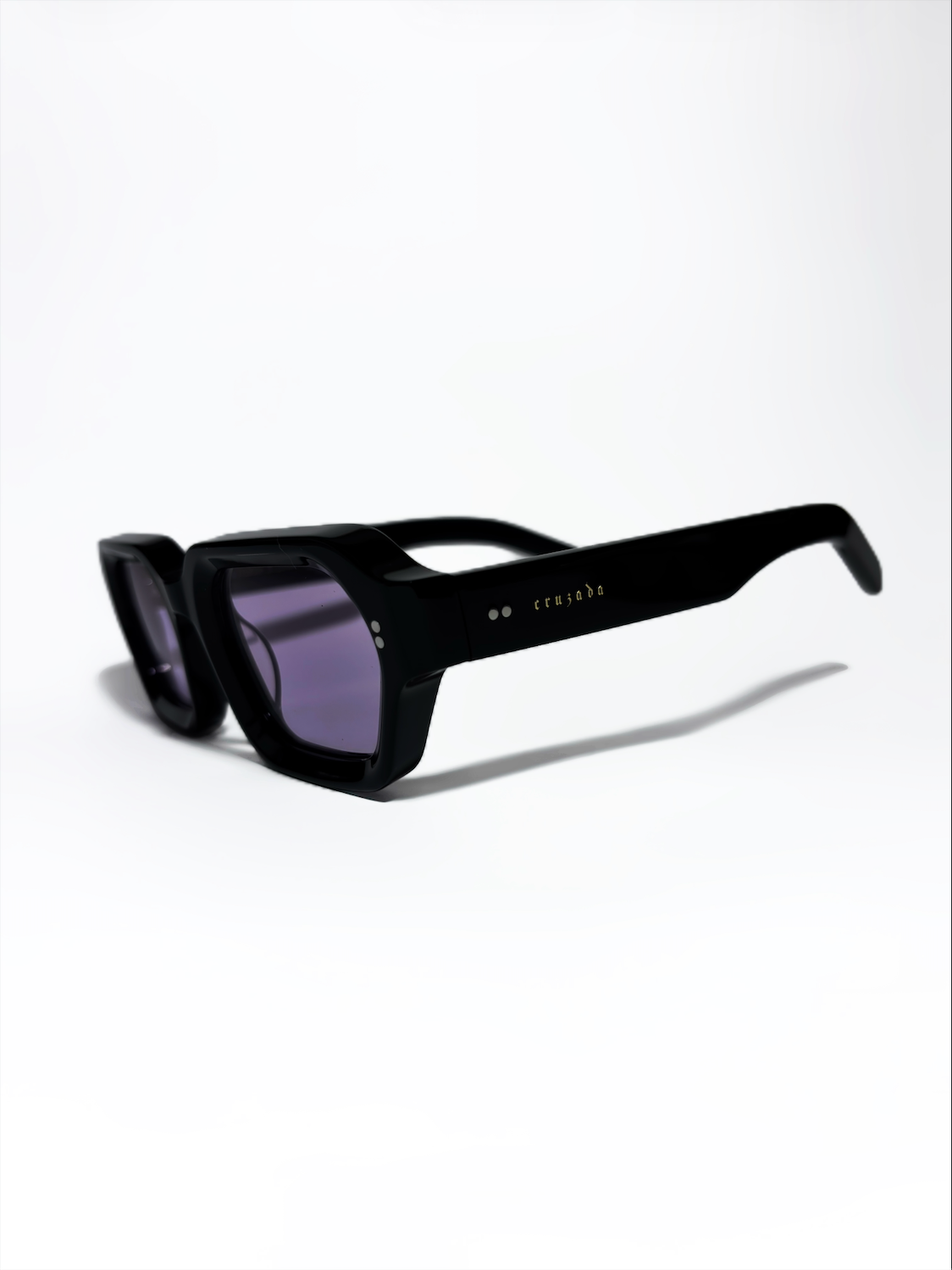 Cruzada x Taxxon Black