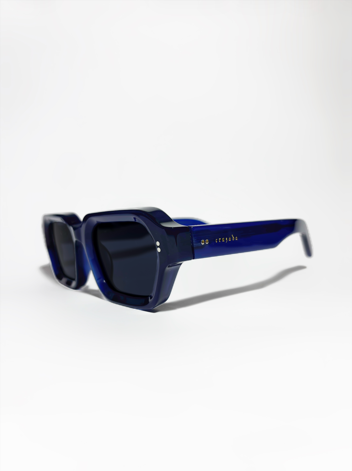 Cruzada x Taxxon Blue