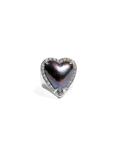 Anillo Corazon con Perla negra e incrustaciones de zirconias