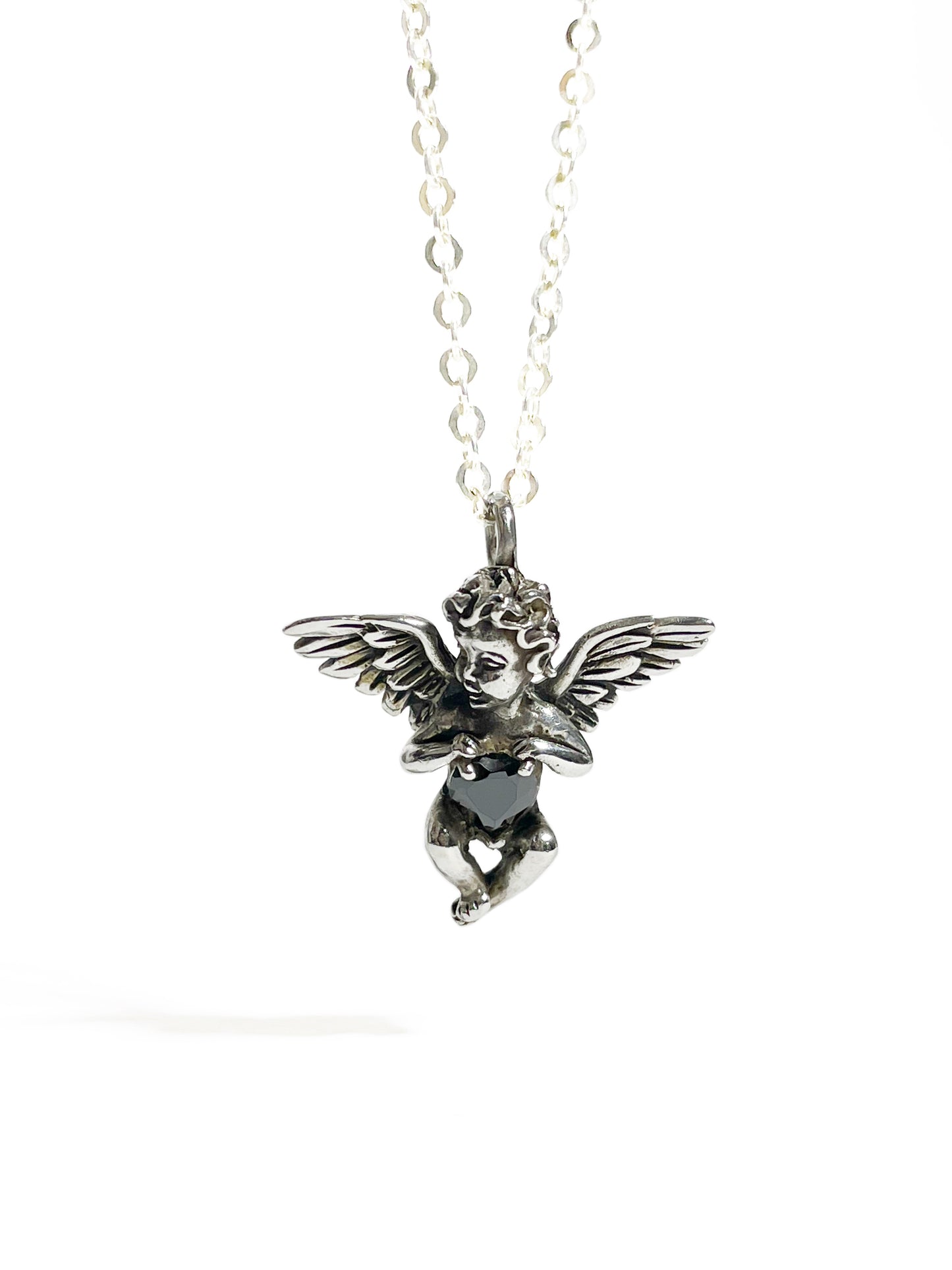 Collar Cupido con Zafiro Negro