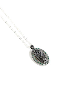 Collar Virgen con Incrustaciones de Esmeraldas