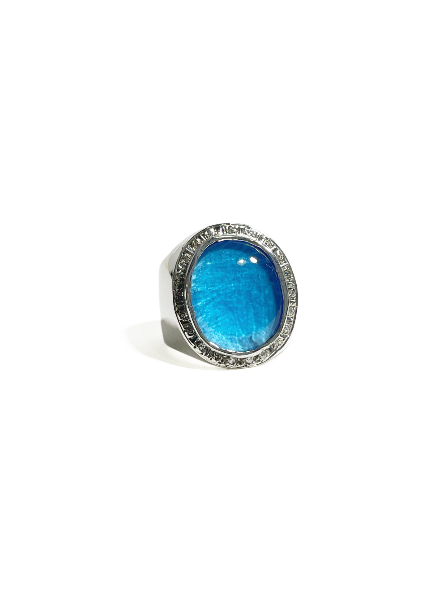 Anillo Italiano Ovalado con Incrustaciones