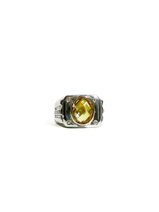 Anillo Citrino Ovalado con corte petatillo e incrustaciones de zirconias