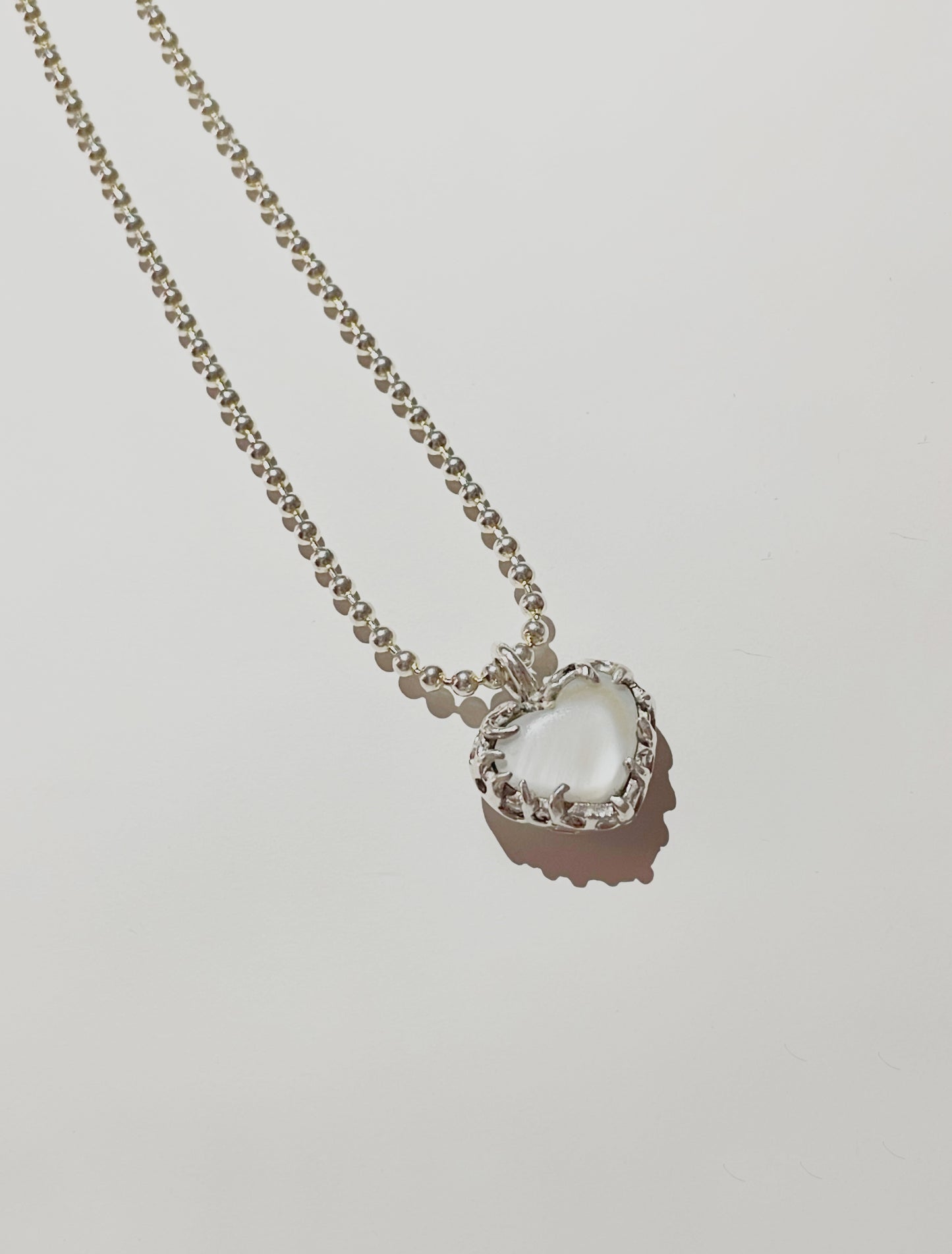 Collar Corazón Flamas con Piedra