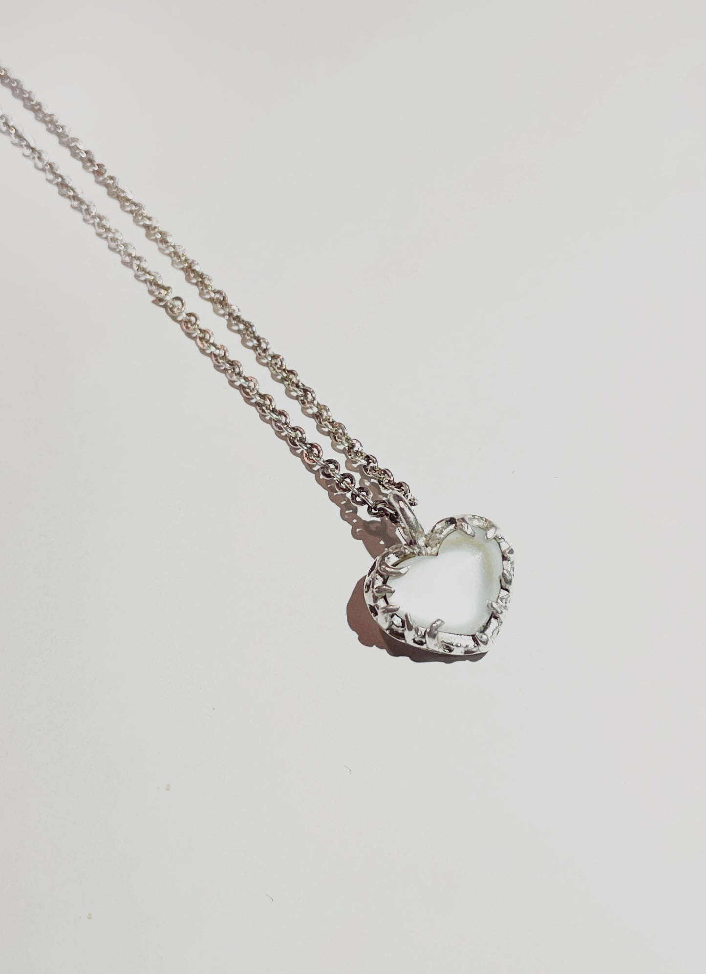 Collar Corazón Flamas con Piedra