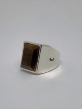 Cargar imagen en el visor de la galería, Anillo Rectangular Piedra Facetada