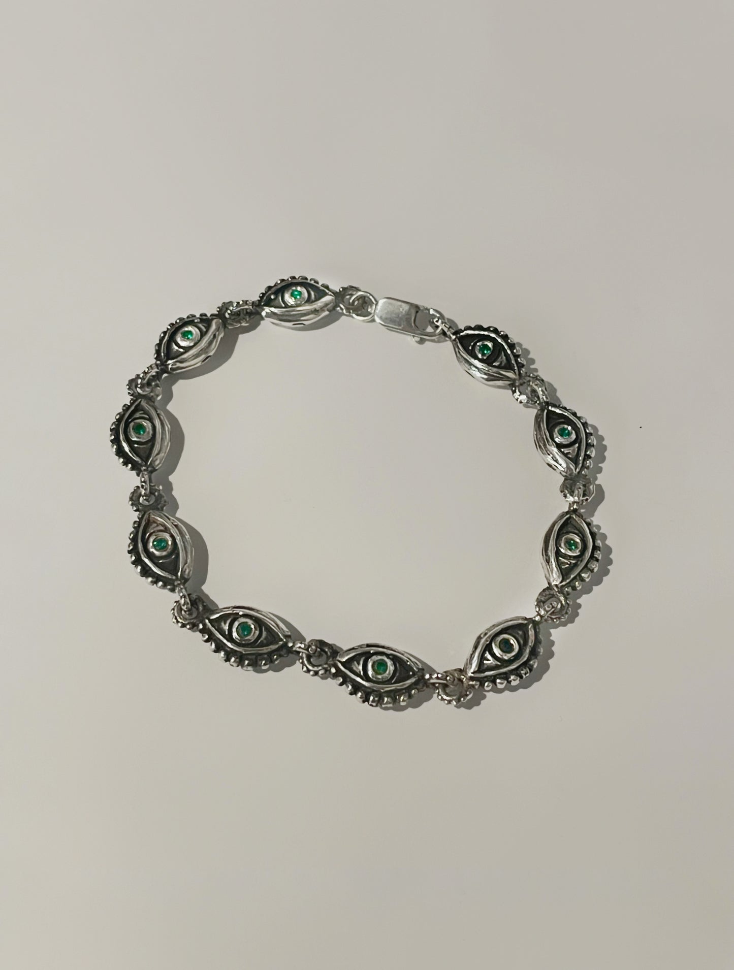 Pulsera Ojos con Incrustaciones