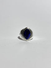 Cargar imagen en el visor de la galería, Anillo Marquis con piedra facetado