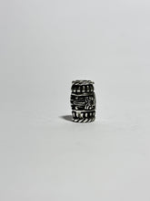 Cargar imagen en el visor de la galería, Collar cuenta tubular Quetzalcoatl