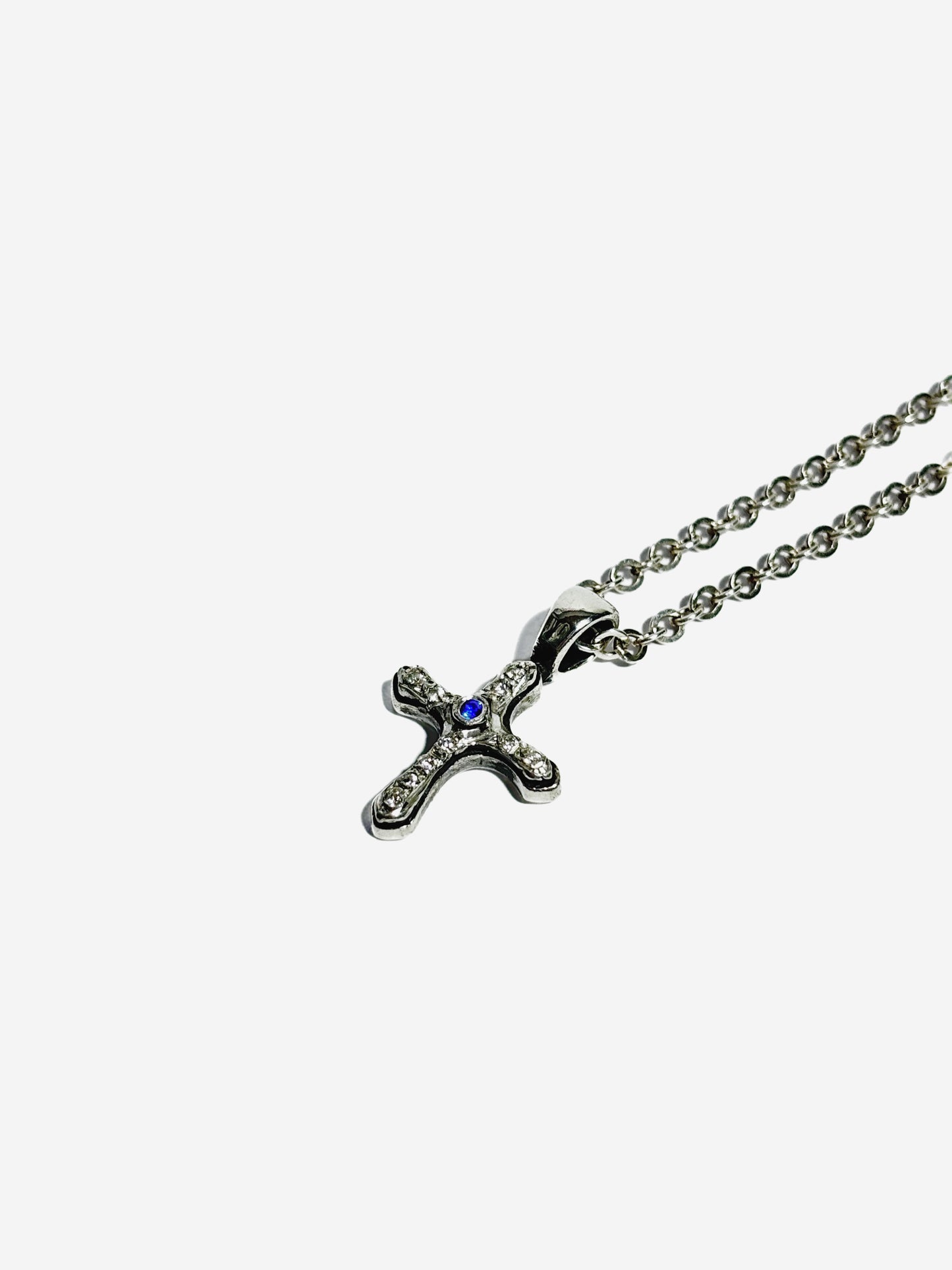 Collar Cruz con Incrustaciones