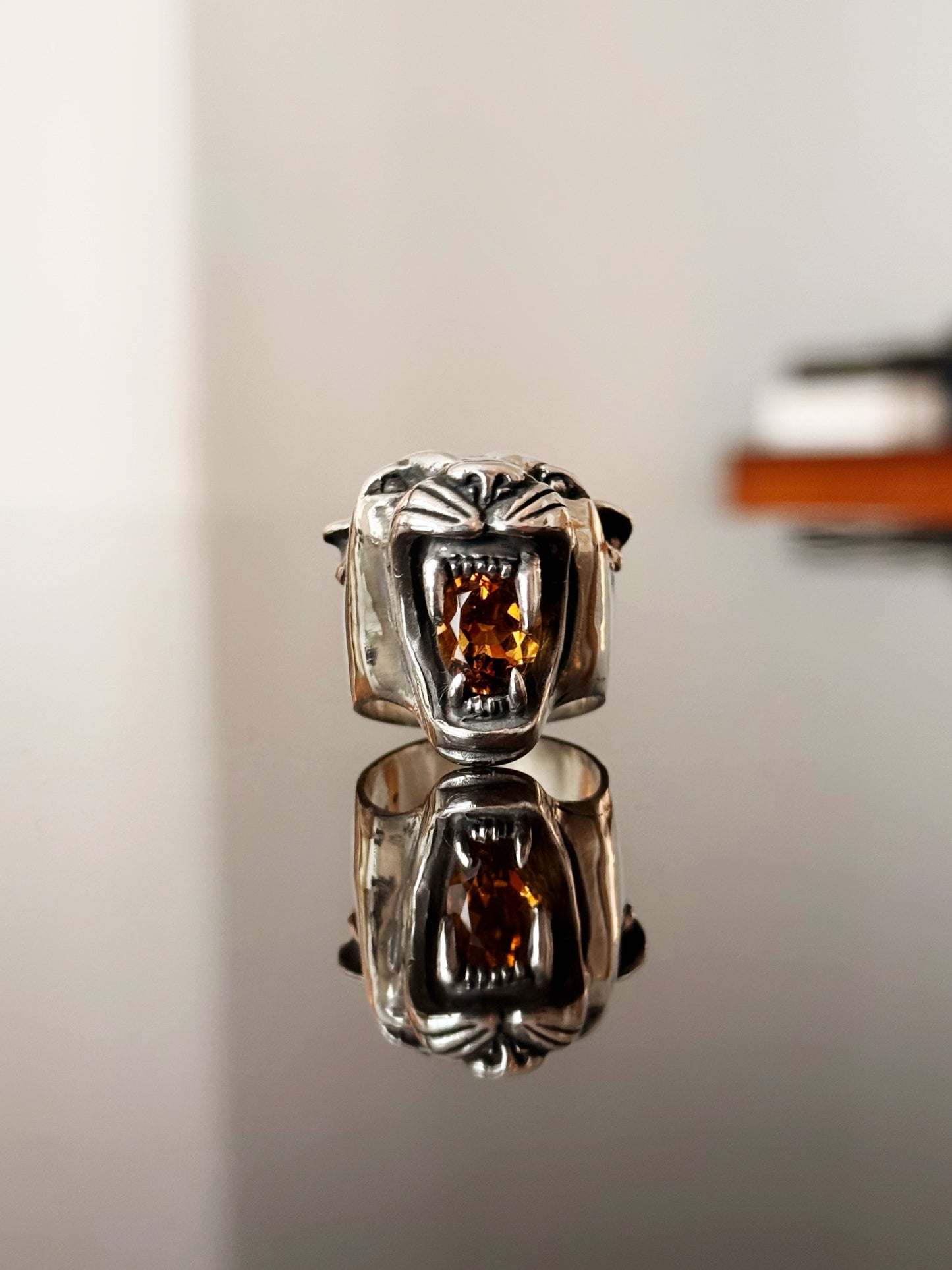 Anillo Pantera con Cuarzo Citrino Natural