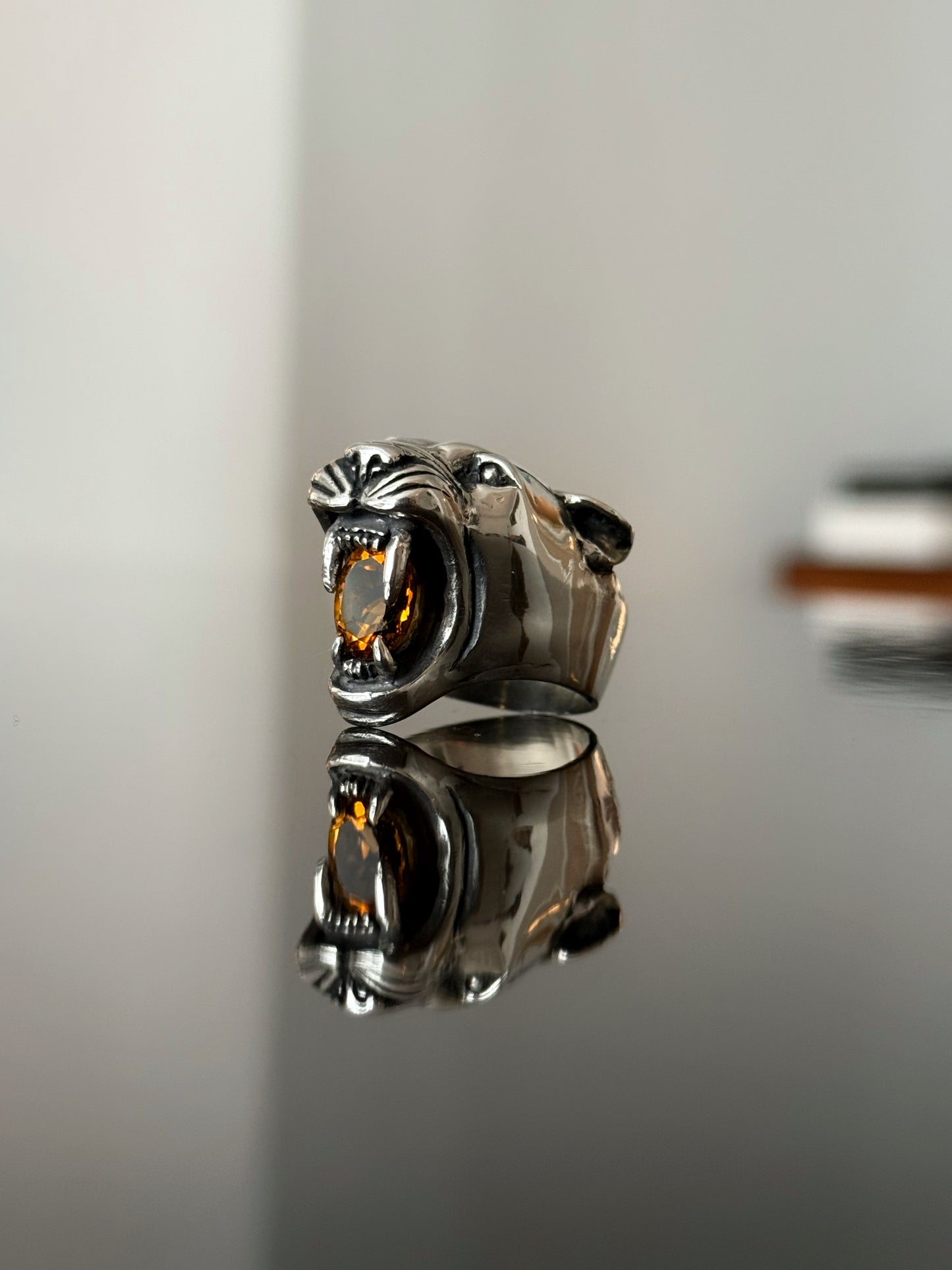 Anillo Pantera con Cuarzo Citrino Natural