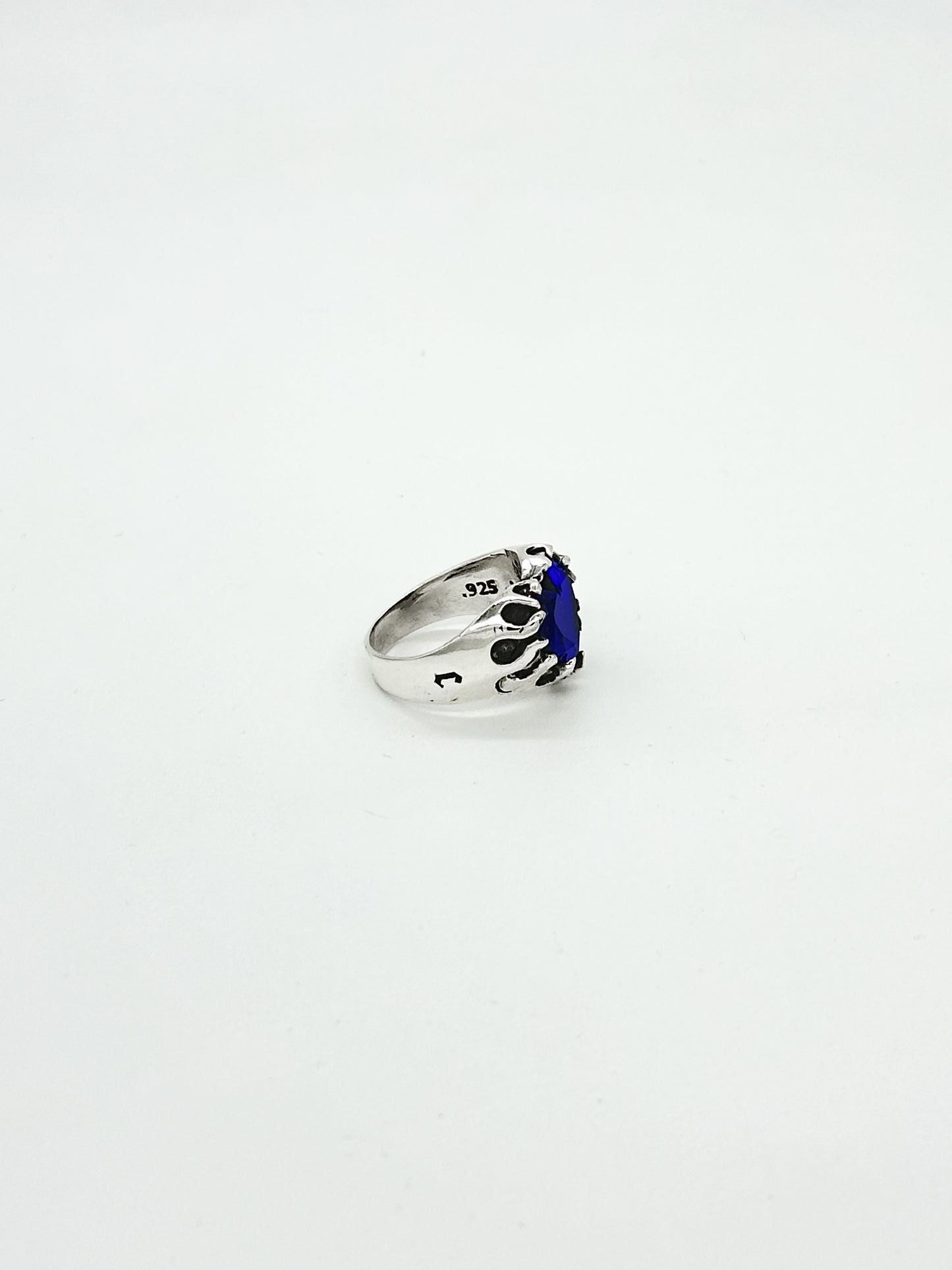 Anillo Corazón Flamas con Cristal