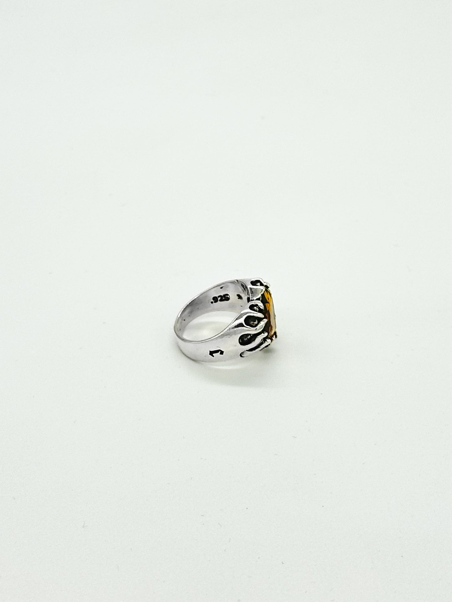 Anillo Corazón Flamas con Cristal