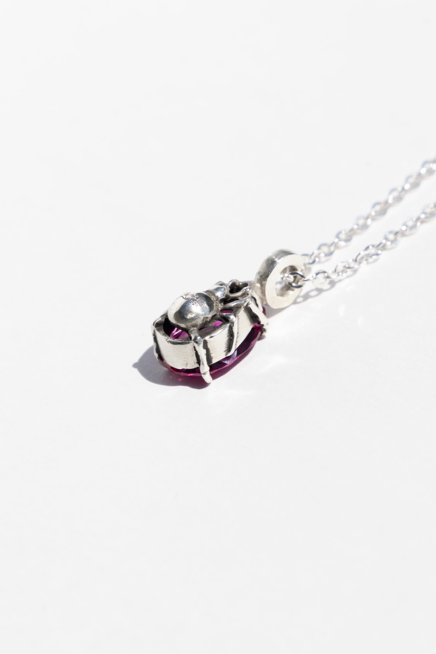 Collar Araña con Rosa de Francia