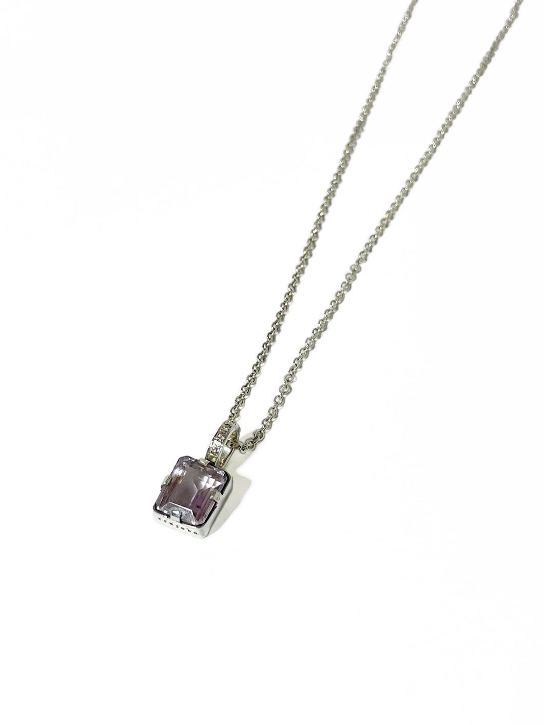Collar Cuadrado Amatista Rosa con Incrustaciones