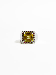 Anillo Citrino cuadrado con rubí