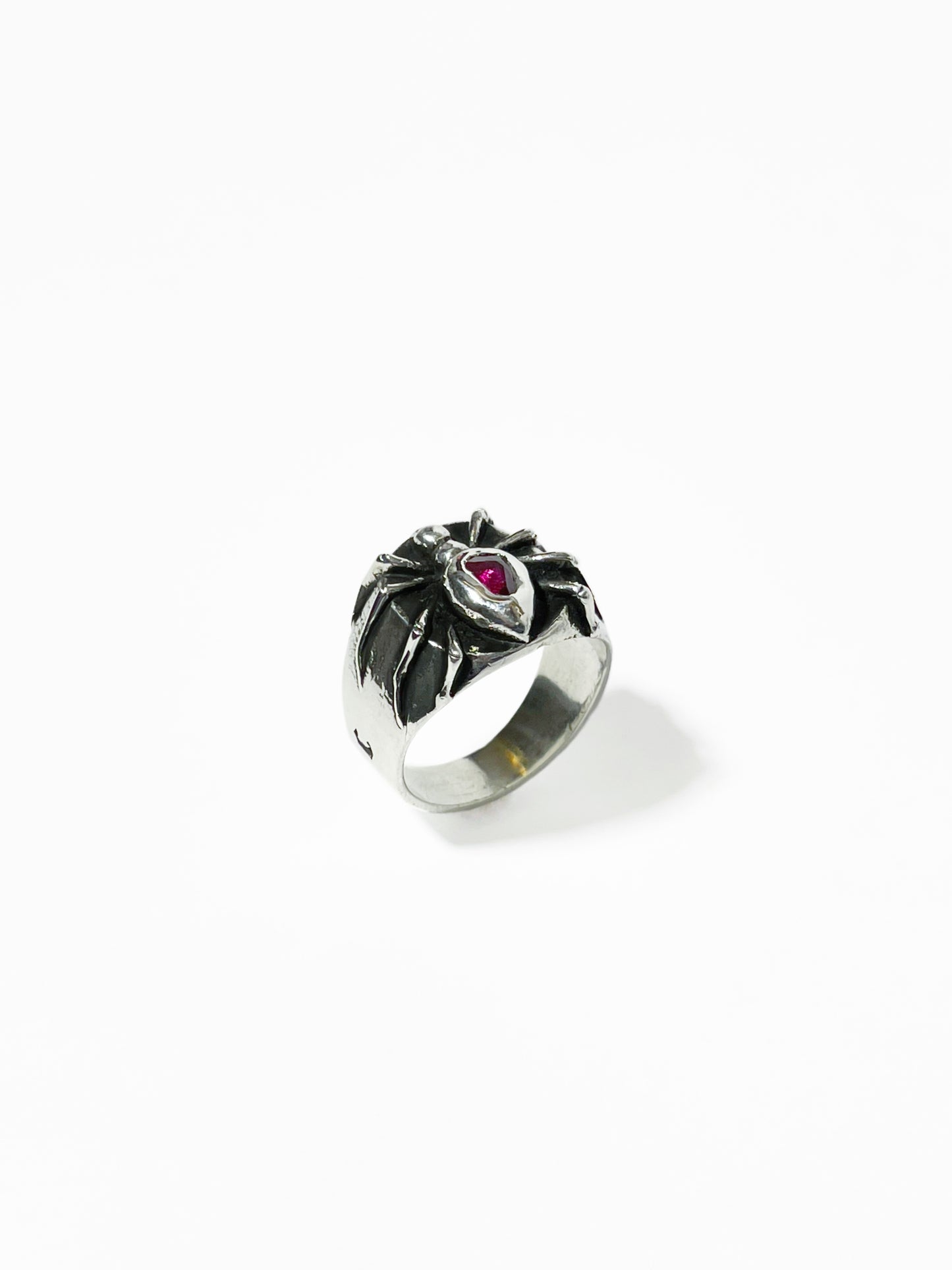 Anillo Araña con Incrustación natural