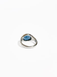 Anillo Ovalado con Topacio London Blue