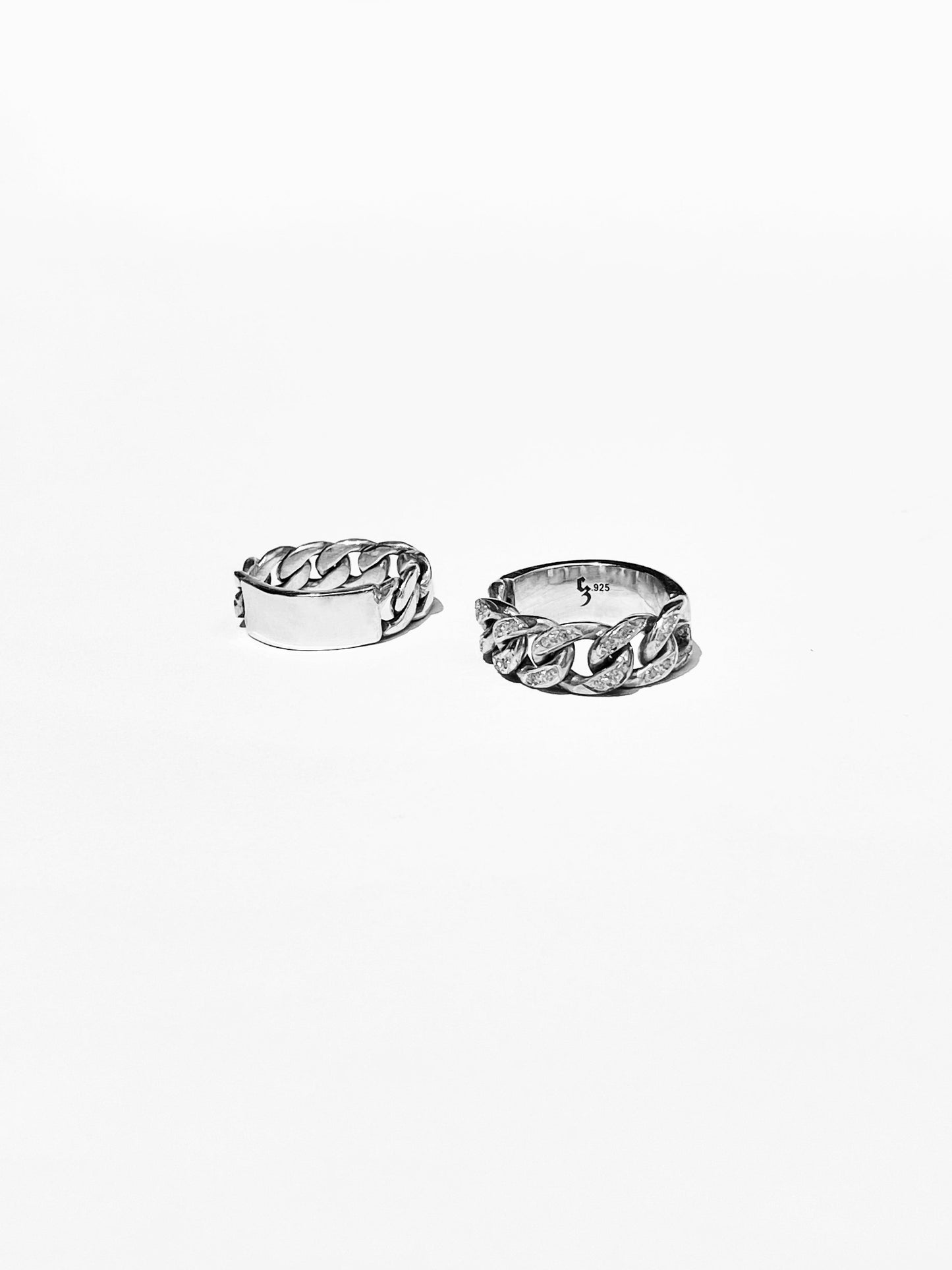 Anillo Barbado con Incrustaciones