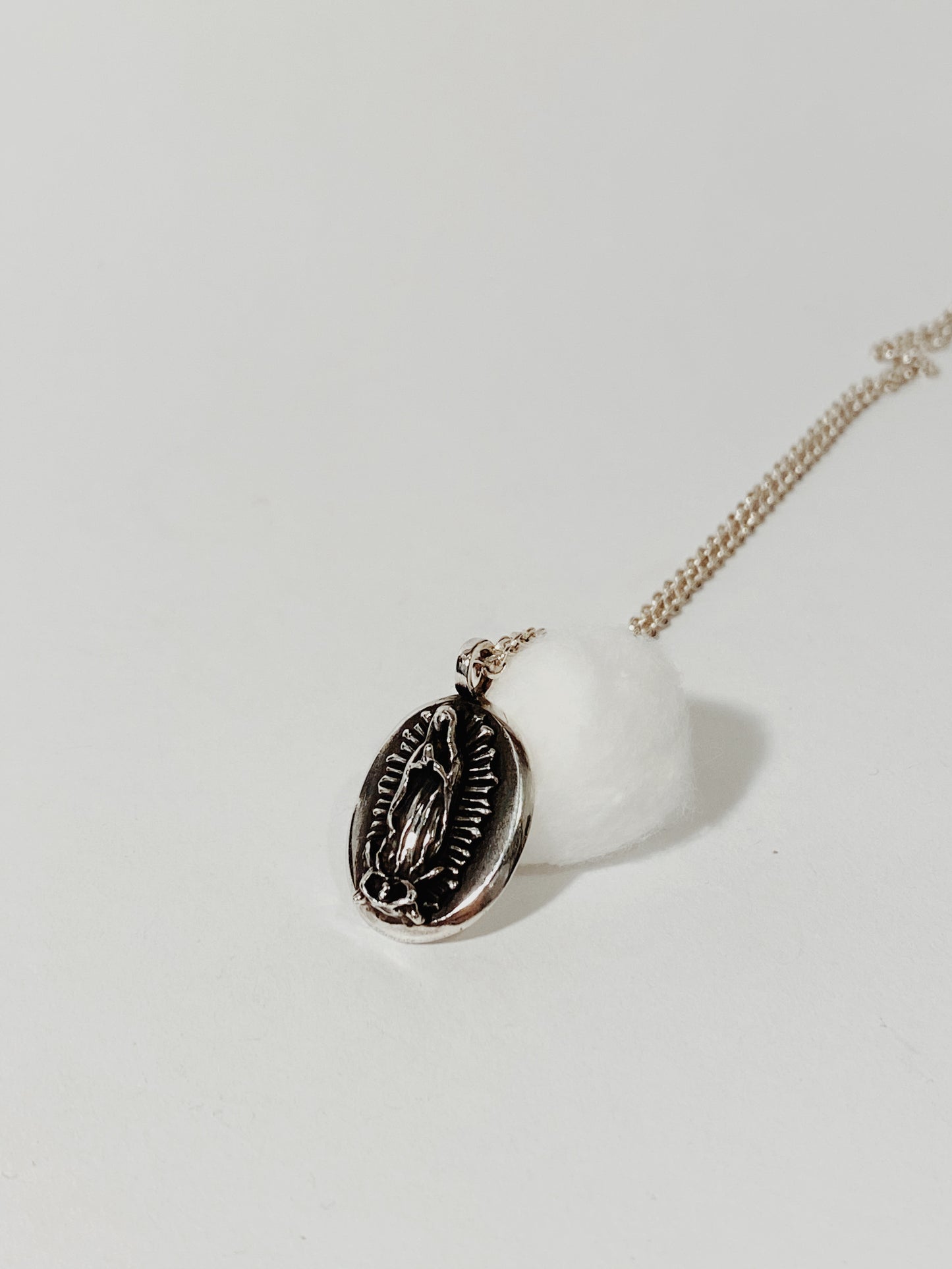 Collar Virgen