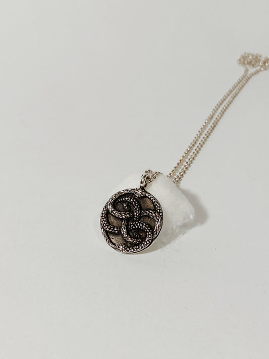 Collar Ouroboros