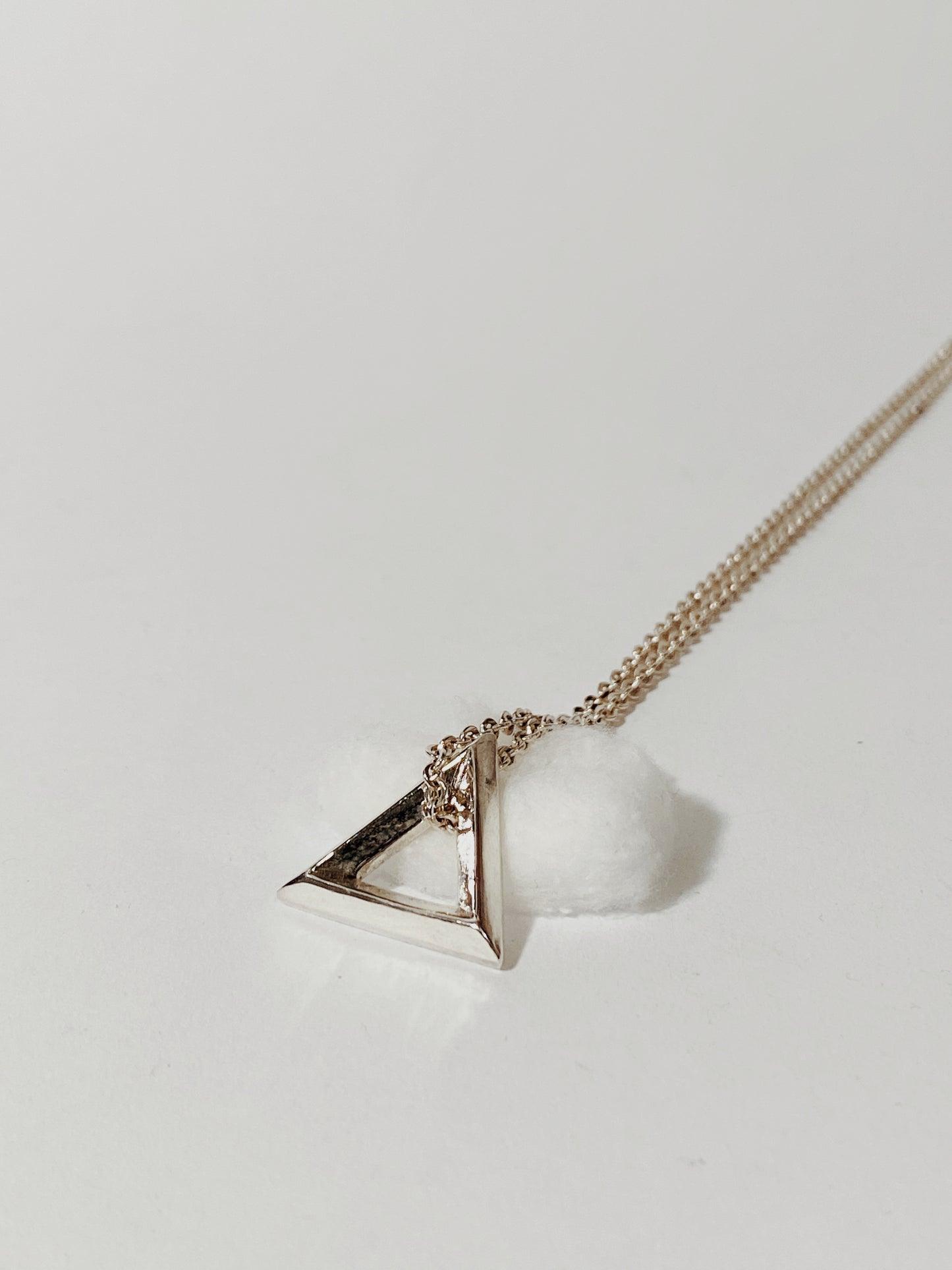 Collar Triangulo