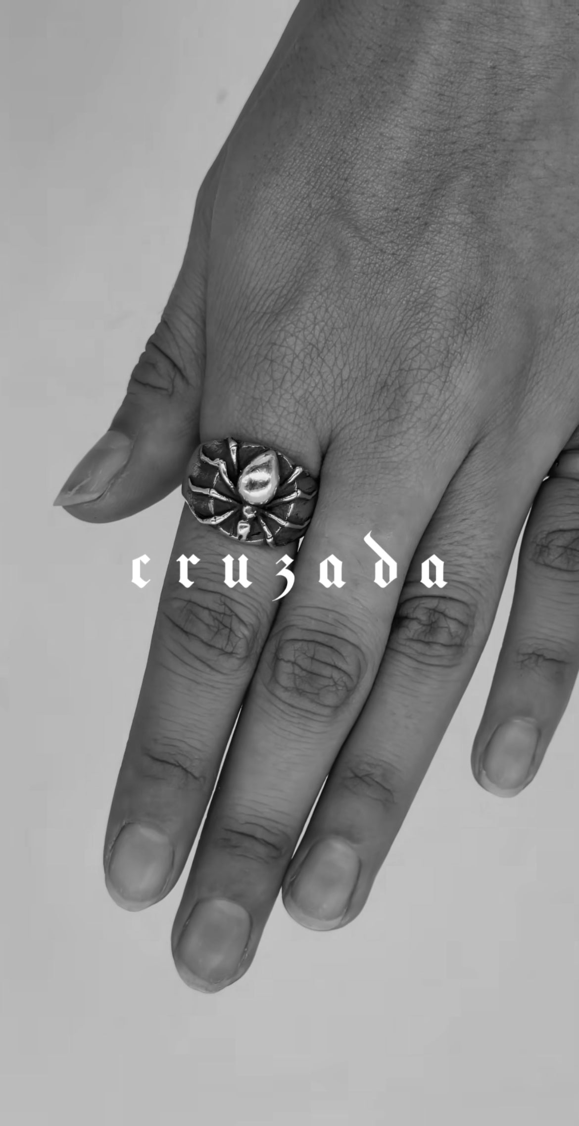 Anillo Araña