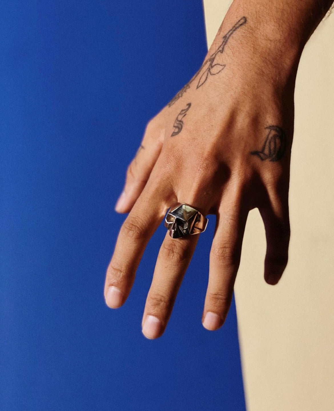 Anillo Calavera Geometrica