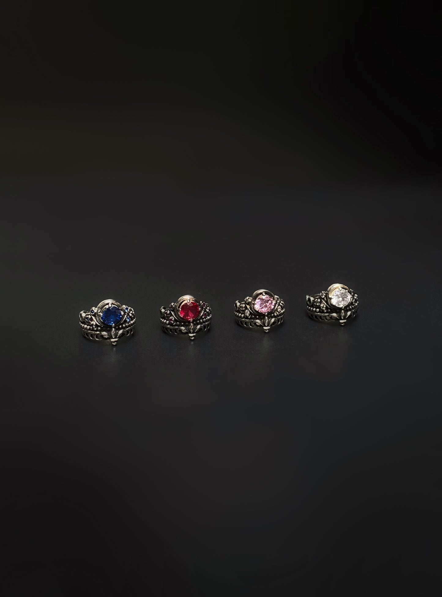 Anillo Corona con Cristal Cortado