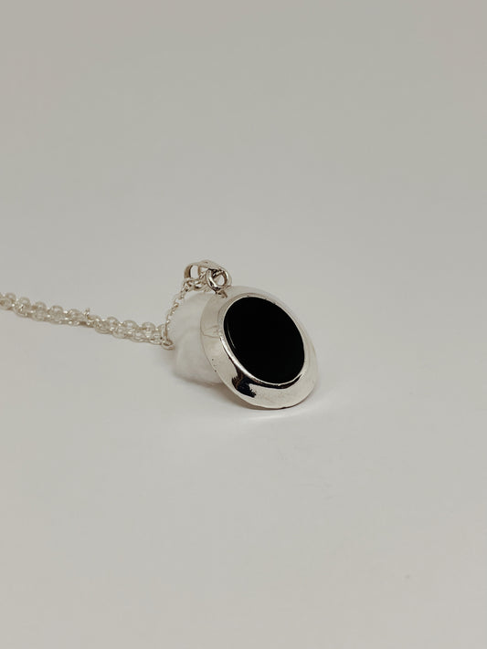 Collar Marco Ovalado con Piedra