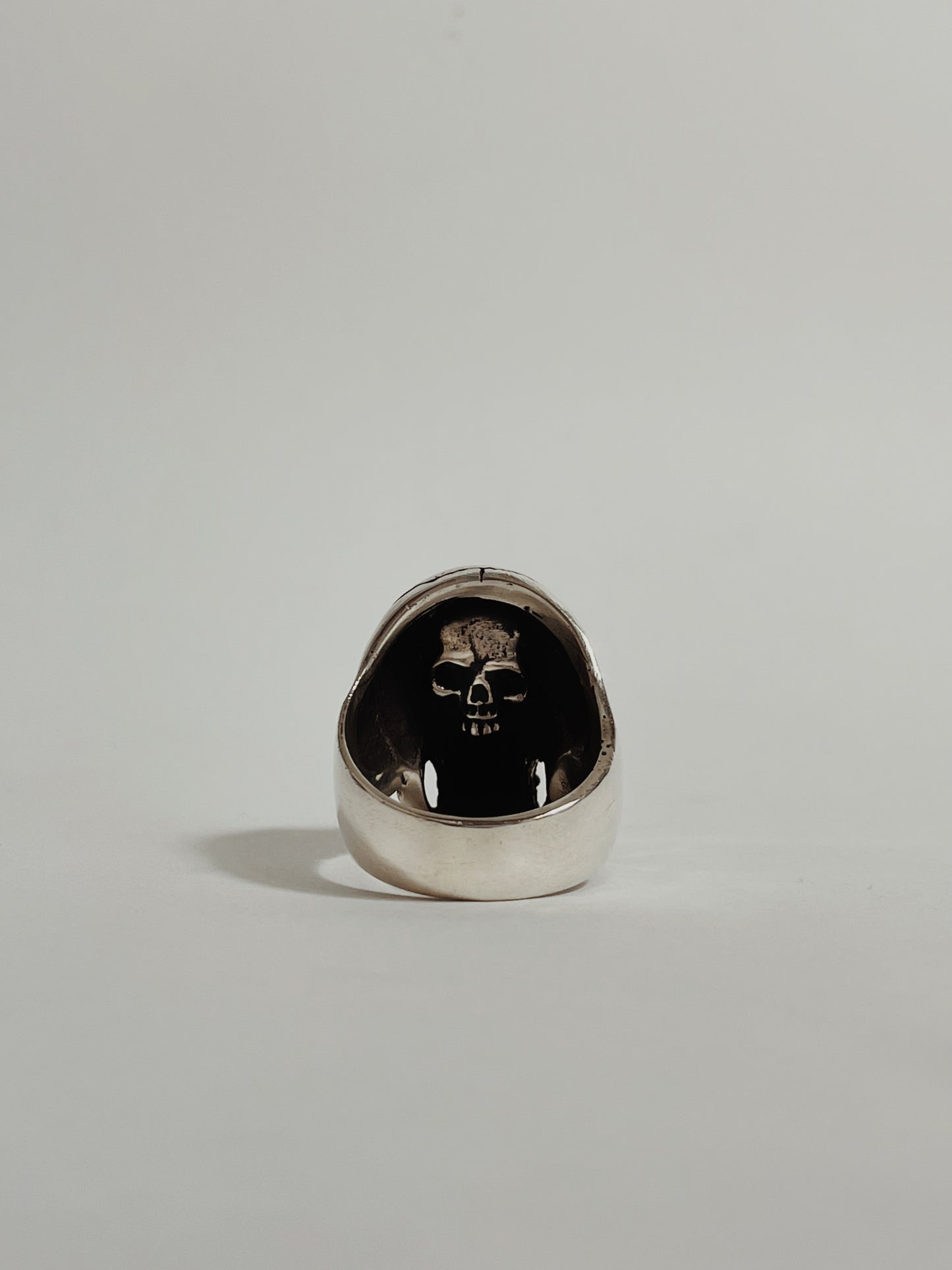 Anillo Calavera CRUZADA