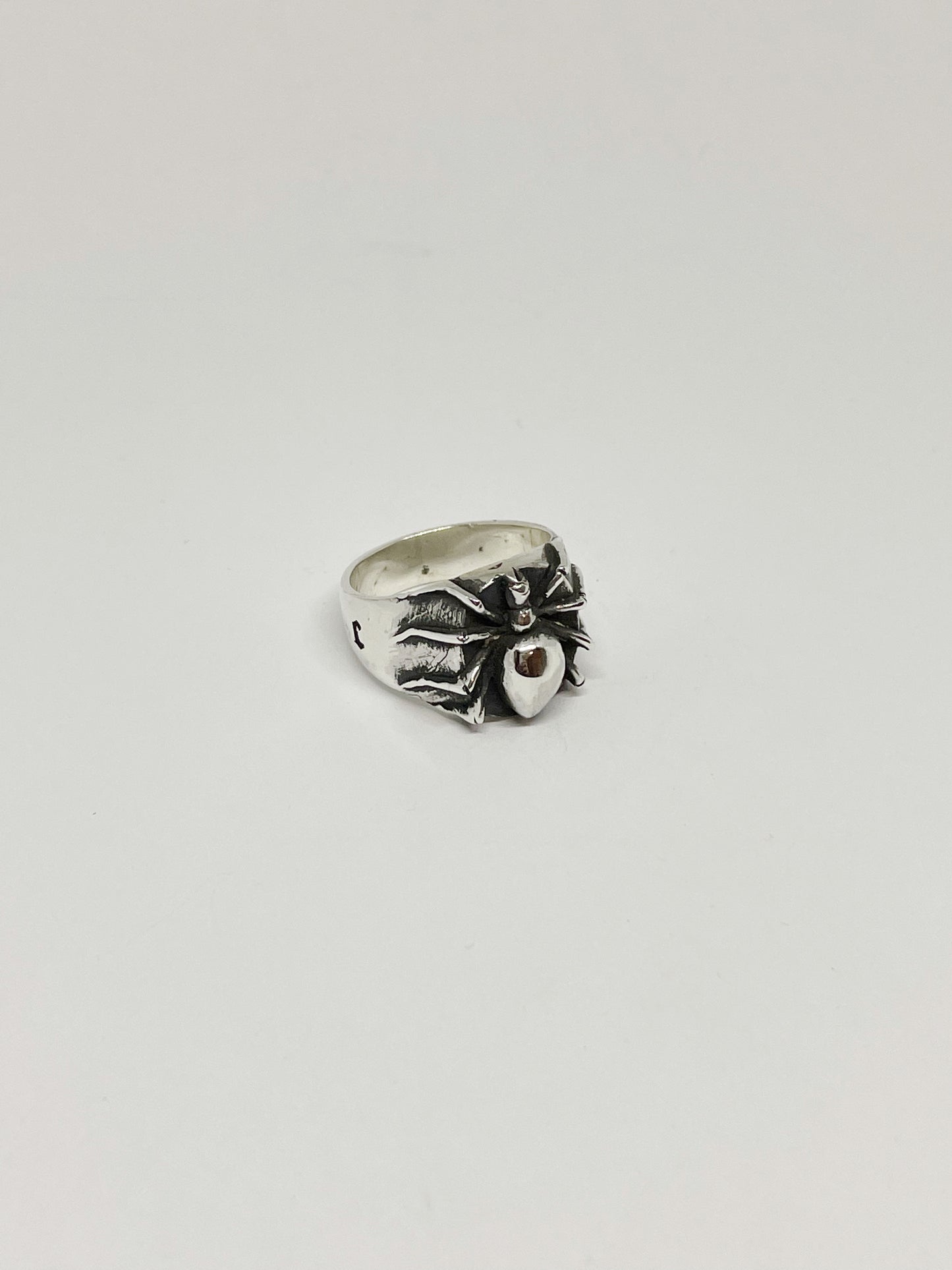 Anillo Araña