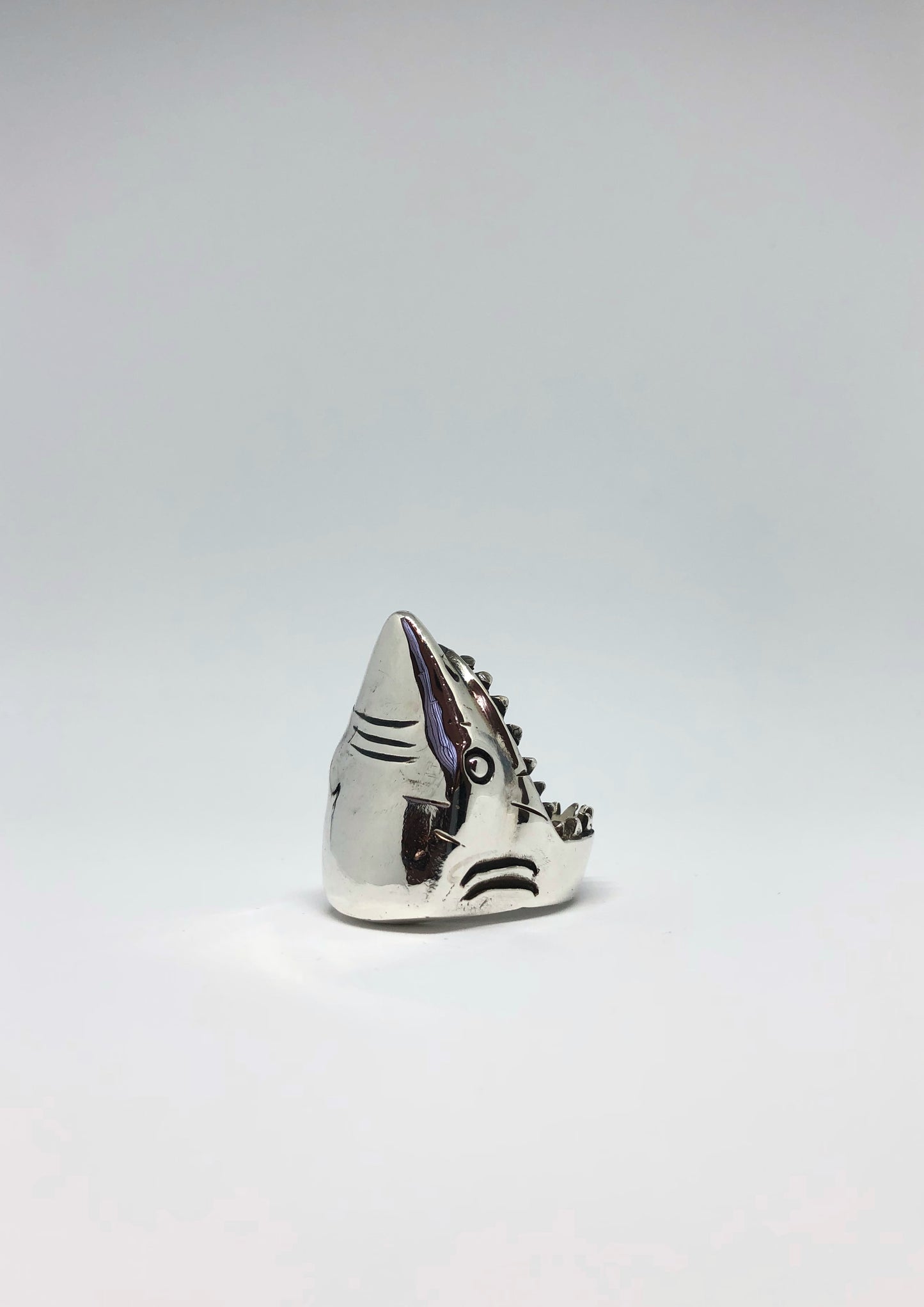 Anillo Tiburón