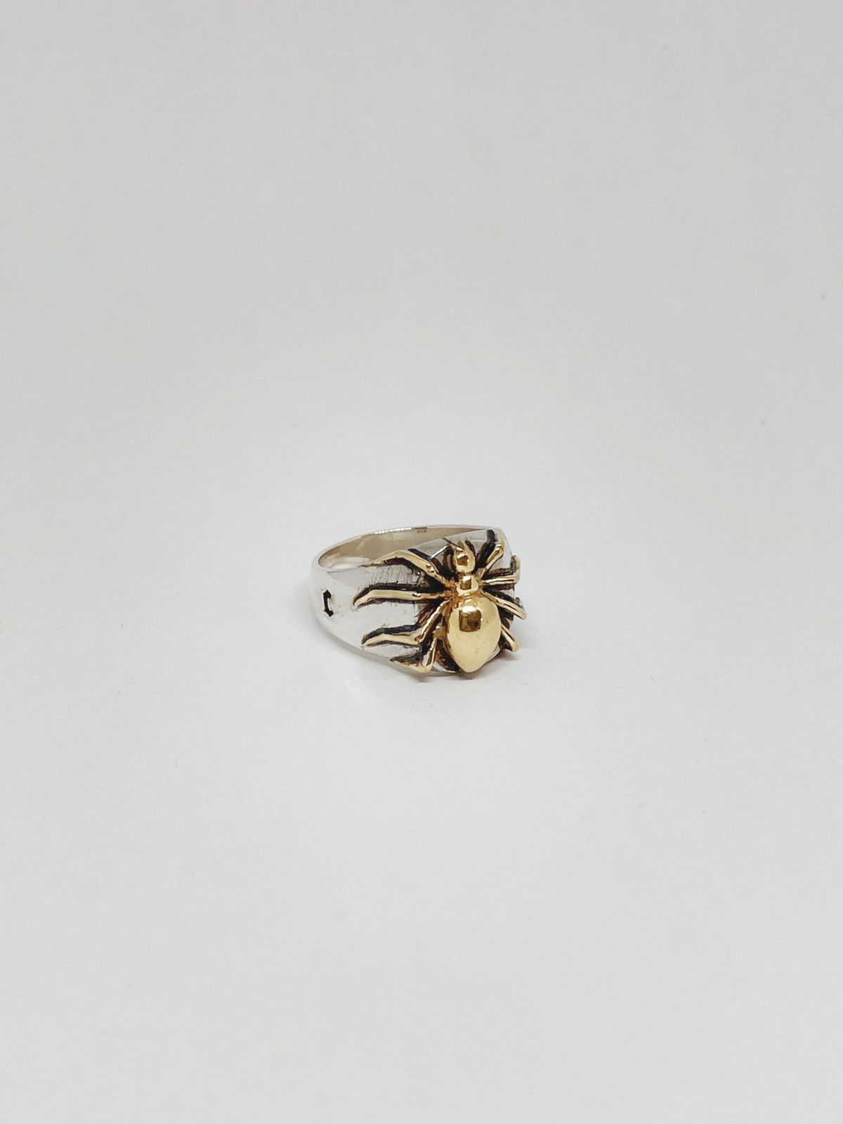 Anillo Araña