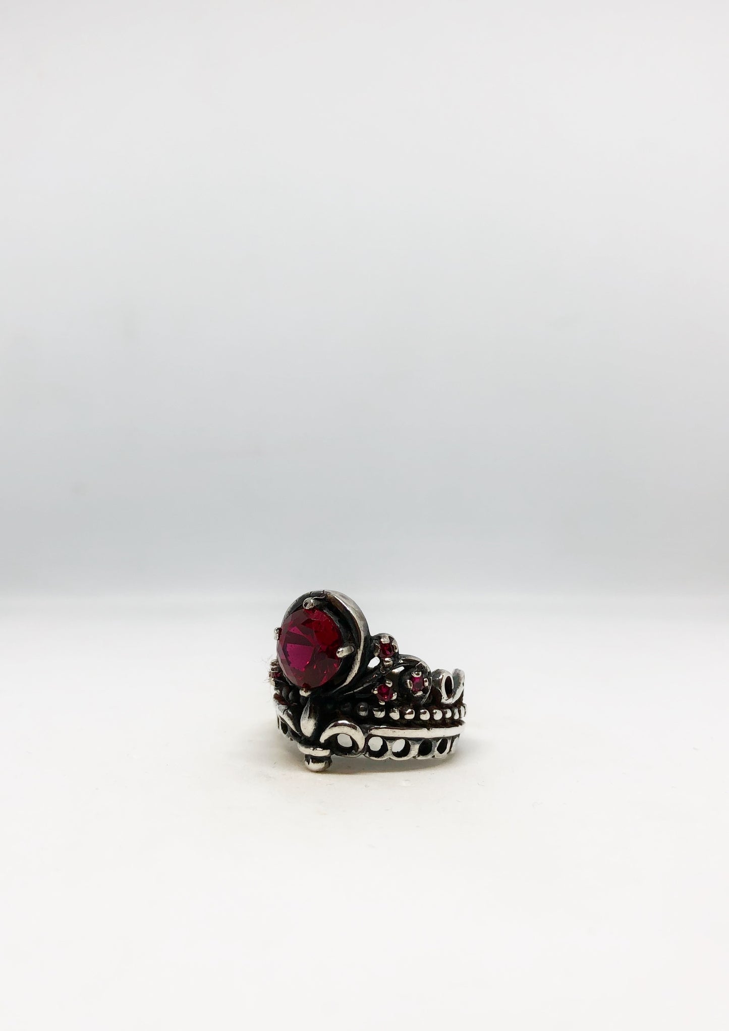 Anillo Corona con Cristal Cortado