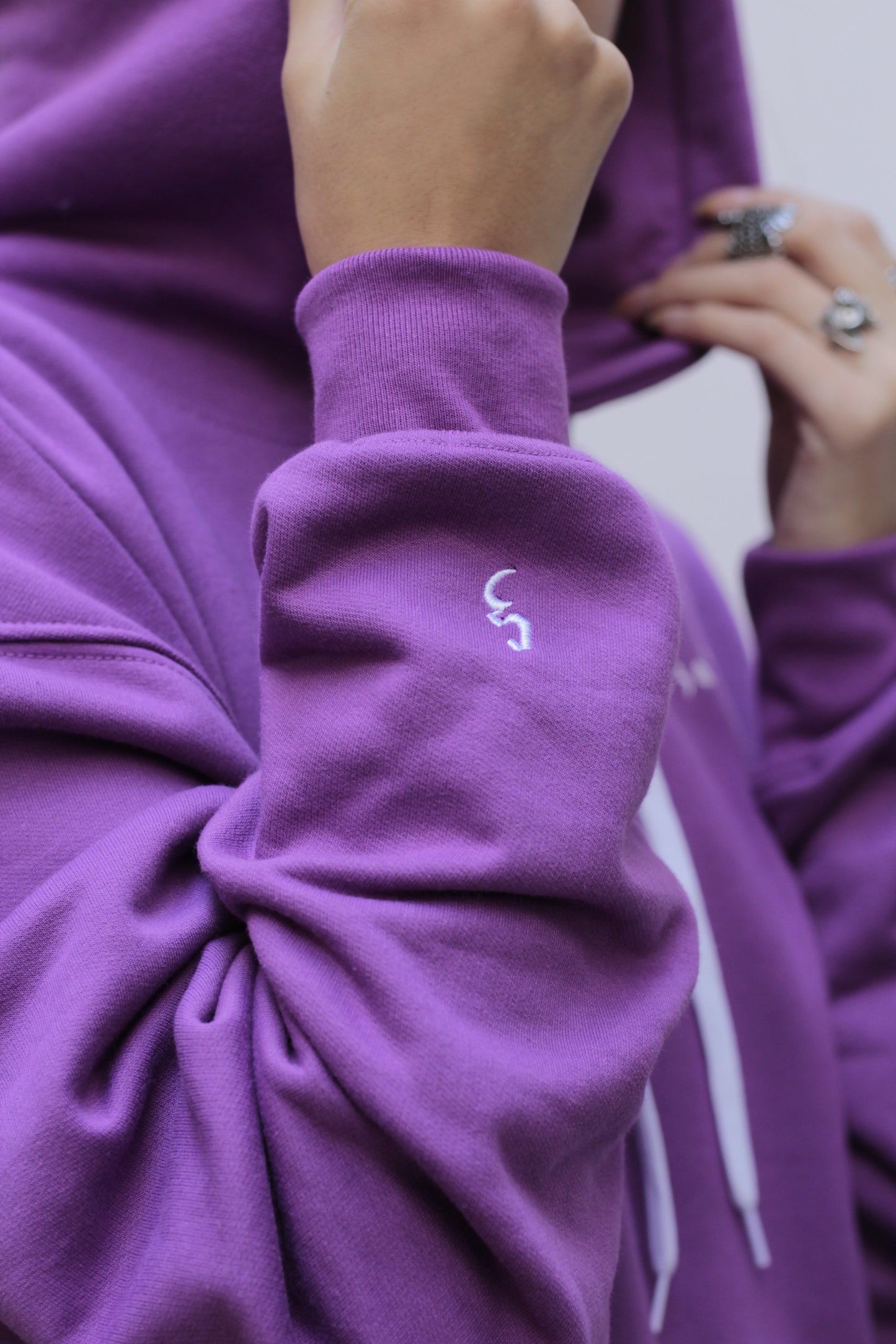 Sudadera Cruzada Morada IV
