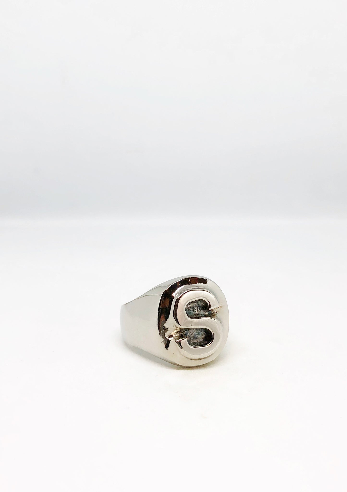 Anillo Letra